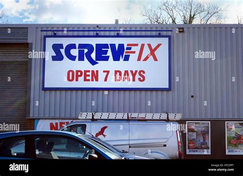 Logo screwfix hi-res stock photography and images - Alamy