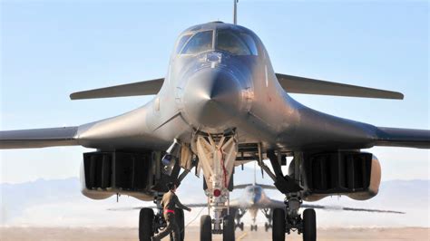 B-1 Lancer Strategic Bomber – Pilot & Crew Gear Up, Pre-flight, Taxi/Takeoff - YouTube