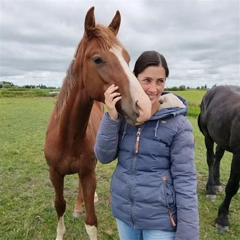 Friesian-Horses - Yes, it's me Yvonne!! Today and last...