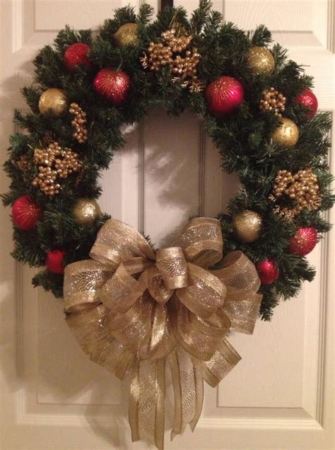 Red and gold Christmas wreath