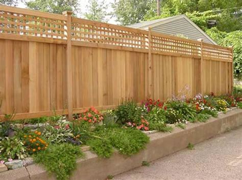 Landscape Fence Ideas and Gates - Landscaping Network