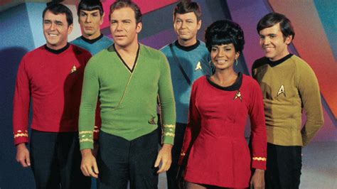 Star Trek's Different Uniform Colors And Their Meanings Explained