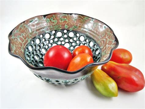 Handmade pottery, decorative fruit bowl, berry bowl - Made to order