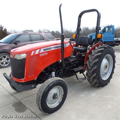 Massey-Ferguson 2605 tractor in New Bloomfield, MO | Item DD1792 sold | Purple Wave