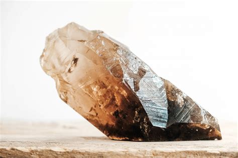 Ultimate Guide to Smoky Quartz: Meanings, Properties, and More