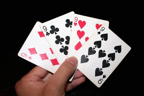 File:9 playing cards.jpg - Wikipedia