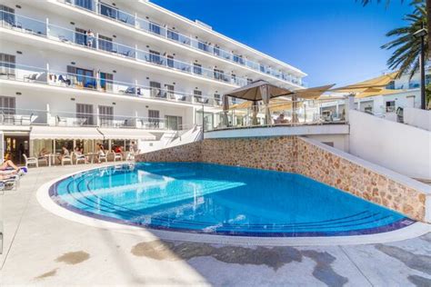 Eix Alcudia Hotel- Adults Only - Port D Alcudia, Majorca - On The Beach