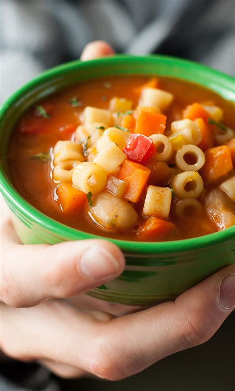 Vegetarian Minestrone Soup Recipe - Peas and Crayons