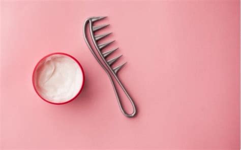 What Is Hair Milk? | Buying Guide & Our 5 Favorite Products