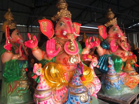 ARUNACHALA GRACE: Pictorial Report Ganesh Chaturthi 2016: Statues for Sale