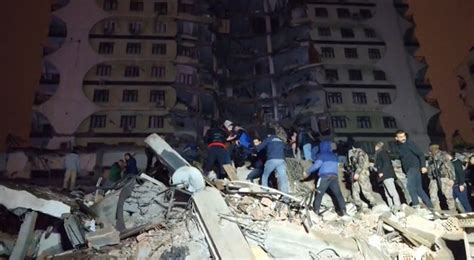 Turkey Earthquake Videos Show Buildings Collapse Like a 'House of Cards ...