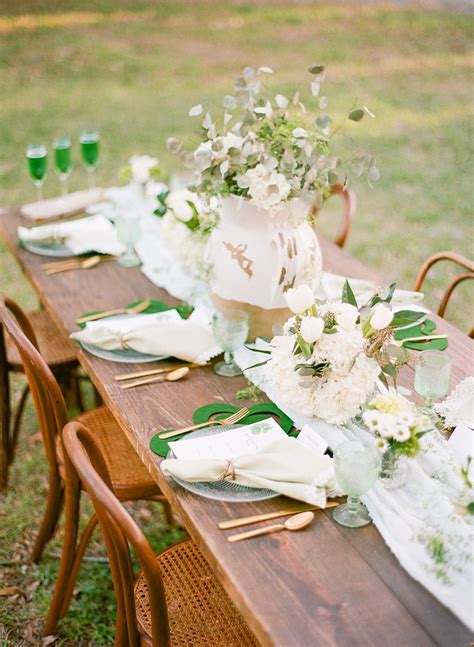 St. Patrick's Day Table Centerpiece Ideas - Daly Digs