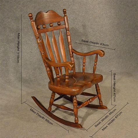 Antiques Atlas - Antique Windsor Rocking Chair Large