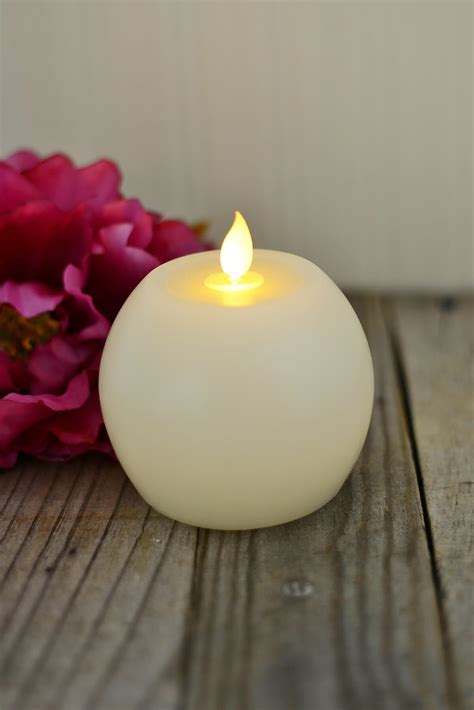 LED Motion Flame Candle Round 3.75in