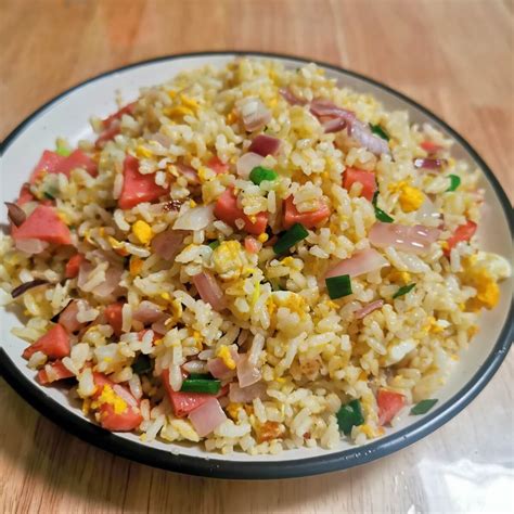 Southern Chinese Egg Fried Rice - My Chinese Home Kitchen