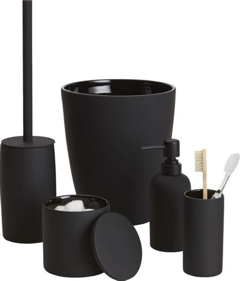 Pin by blxtt on Black | Black bathroom accessories, Black toilet ...