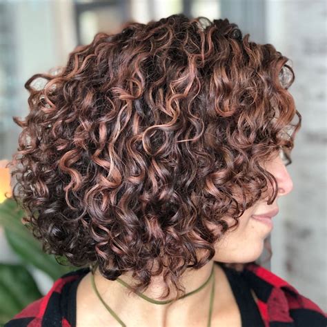 Brown Curly Bob with Rose Gold Highlights Layered Curly Haircuts, Bob Haircut Curly, Wavy Bob ...