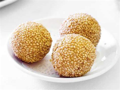 Dim Sum - Red Bean Sesame Balls | East Meets Kitchen