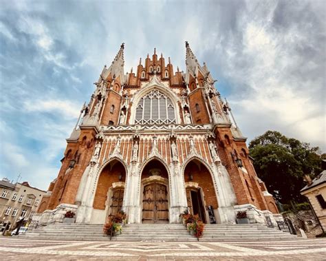 The 5 Must-See Churches in Krakow - KrakowBuzz