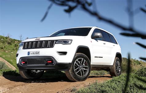 2017 Jeep Grand Cherokee Trailhawk Review | Practical Motoring