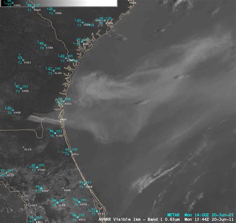 Pyrocumulus clouds and dense smoke from fires in Georgia — CIMSS Satellite Blog, CIMSS