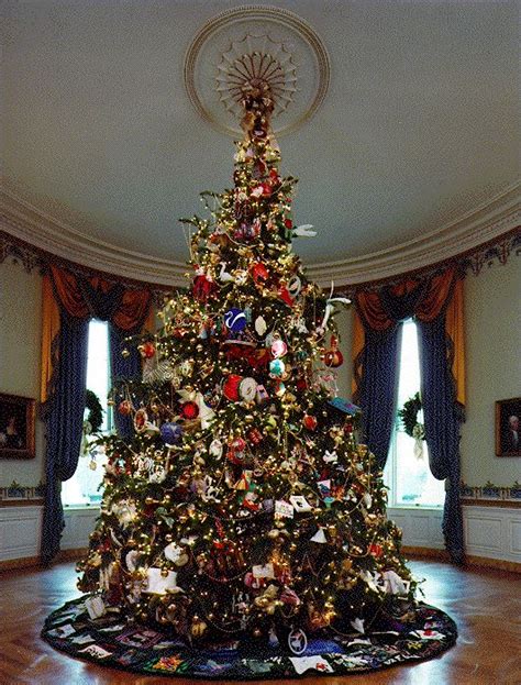 Take a tour of 11 White House Christmas trees | MNN - Mother Nature Network