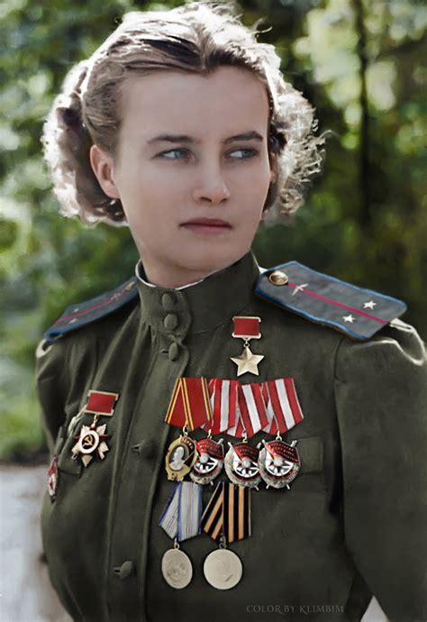 Wonderful Colorized Portraits of Russian Fighters In World War 2 - Flashbak