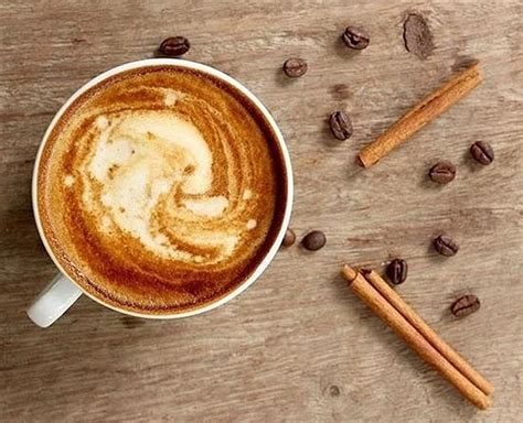 Cinnamon In Coffee: 6 Reasons You Should Sip This Magic Concoction | HerZindagi