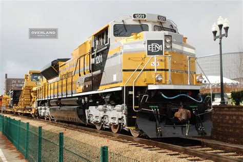 318 best Modern Diesel Locomotives images on Pinterest | Train, Diesel ...