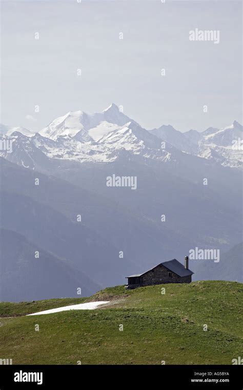 isolated chalet in swiss mountain Stock Photo - Alamy