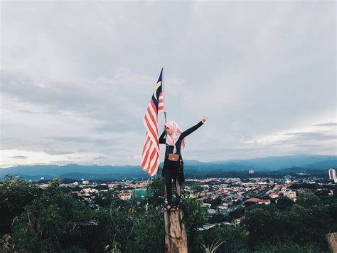 10 Mountain Hiking Trails In Sabah To Conquer, Including Mount Kinabalu