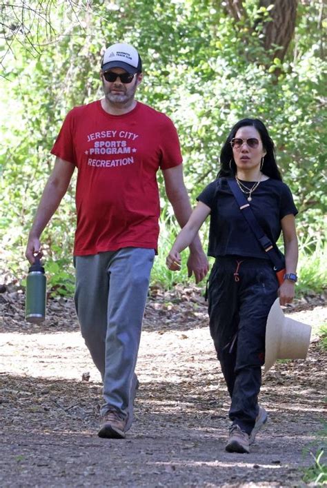 ALI WONG and Bill Hader Out Hiking in Brentwood 04/19/2023 – HawtCelebs