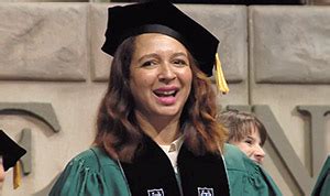 Maya Rudolph Impersonates Beyonce, Oprah Winfrey at Tulane Graduation