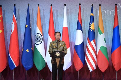 Jokowi tells ASEAN partners to strive for win-win outcomes - Asia ...