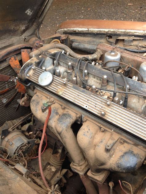 Jaguar XJ6 Engine Bay Cross Bar - Stock or Mod? - Jaguar Forums ...