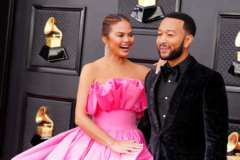 John Legend and Chrissy Teigen's 4 Kids in Matching Outfits Is Too Cute ...