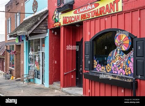 Clayton georgia restaurants hi-res stock photography and images - Alamy