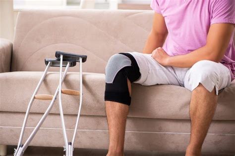 What to Expect After Knee Replacement Surgery - Recovery Overview - Sports Medicine - Orthopedic ...