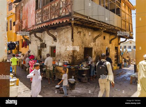 Mombasa old town hi-res stock photography and images - Alamy