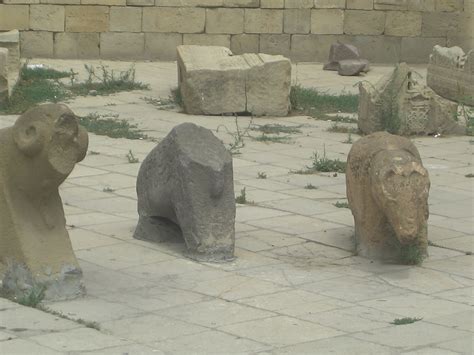 Going to Azerbaijan !: Statues outside the Maiden Tower in Baku