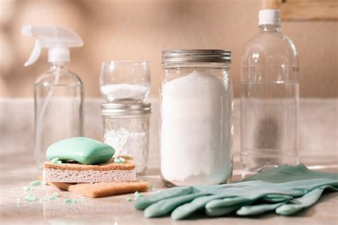 4 Homemade Cleaners You Can Make With Baking Soda