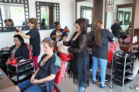 Cosmetology School in Miami, FL - Celebrity School of Beauty