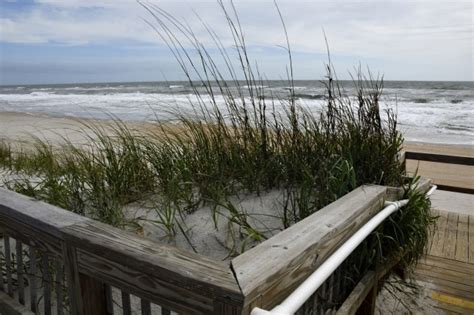 Walkway To The Beach Free Stock Photo - Public Domain Pictures