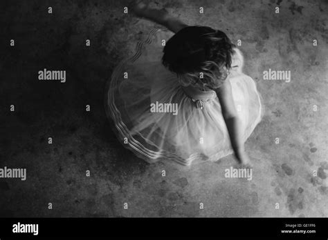 Dancing twirling Black and White Stock Photos & Images - Alamy