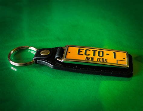 ECTO-1 license plate keychain - Boing Boing