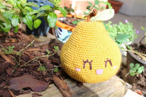 Amigurumi Food: Big Happy Pear Amigurumi!!