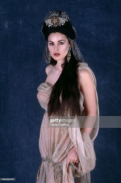 Italian actress Monica Bellucci on the set of "Dracula", directed by ...