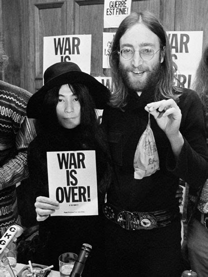 👍 John lennon peace activist. John Lennon: Working Class Hero and Legal ...