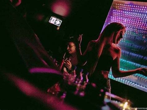 Ultimate Guide to the Best Nightlife in Montreal