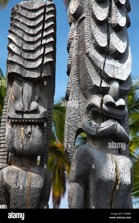 Low angle view of totem poles, Place Of Refuge National Park, Big Island, Hawaii, USA Stock ...